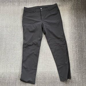 Mens Lululemon ABC Slim Fit Pant Size 38